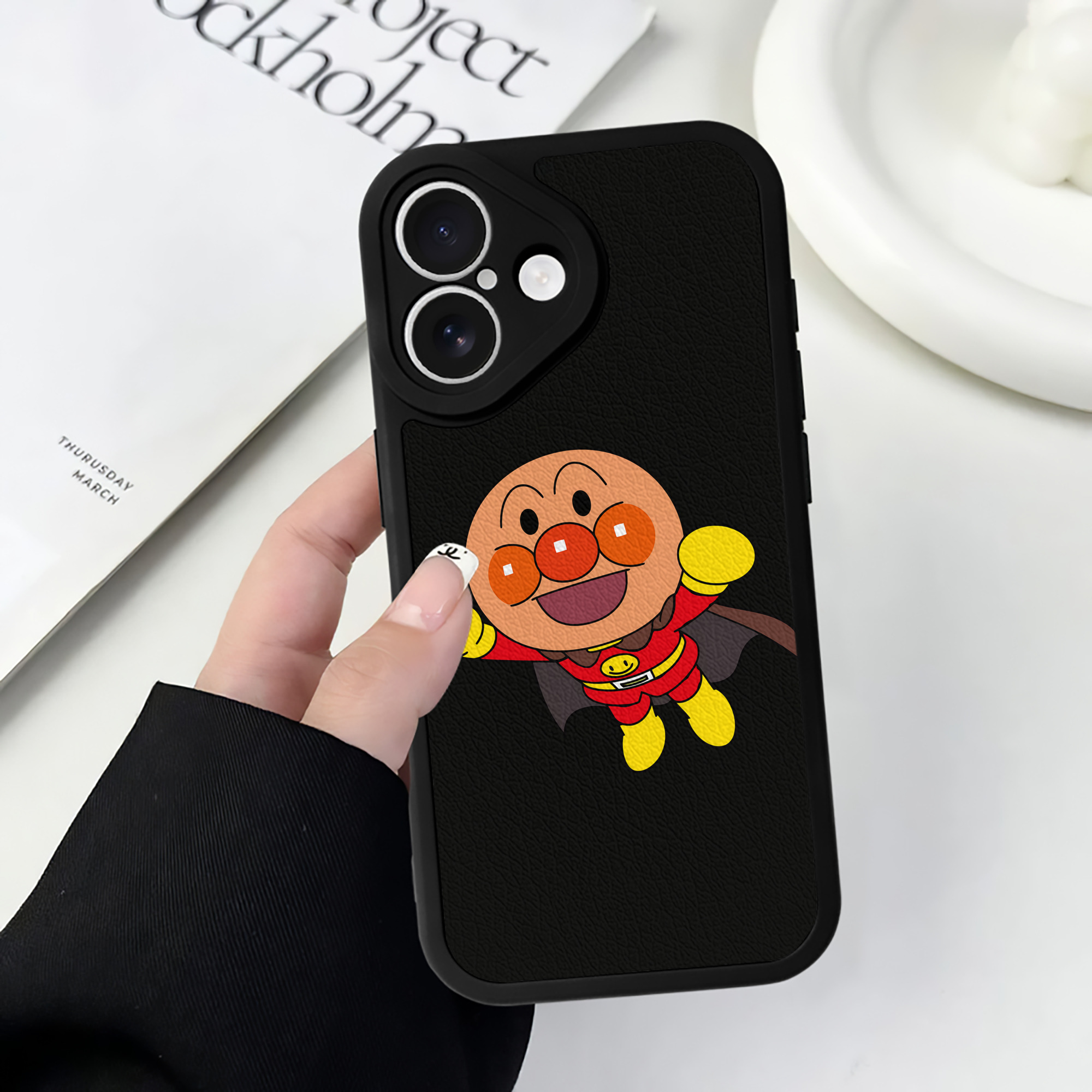 （画像用） アンパンマン Anpanman 【iPhone 16シリーズ対応】シリコンスマホケース（レザー調） 材質：シリコン